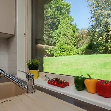 بيت للعطل Attractive Holiday In With Garden ستاومونت